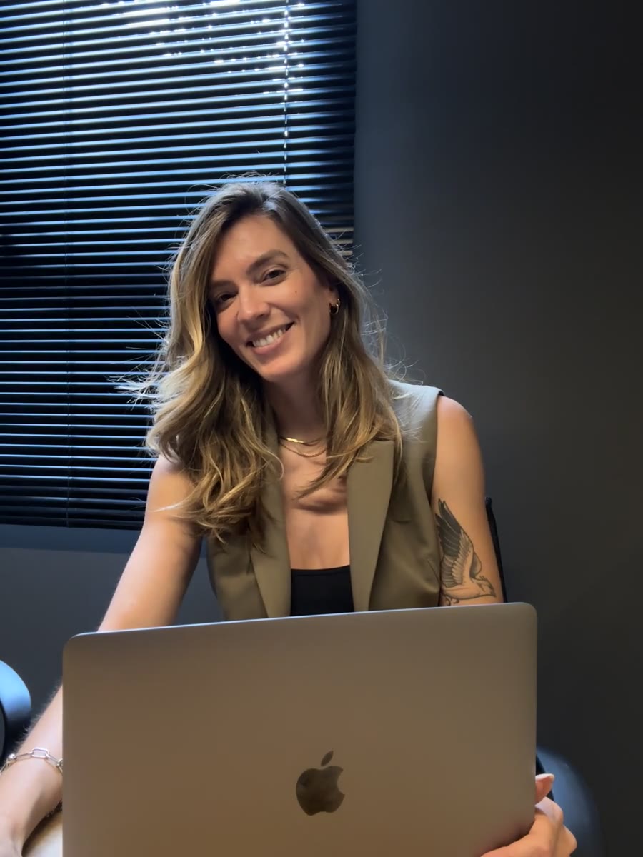 Caroline Tavares, estrategista de marca