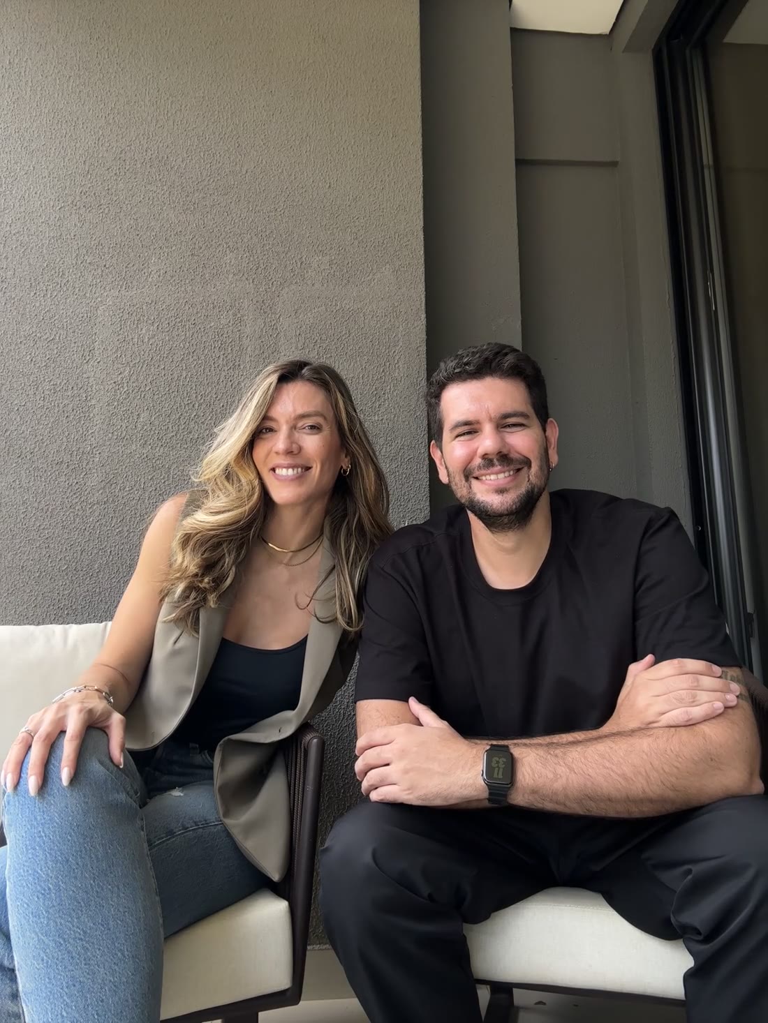 Caroline Tavares e Arthur Moretti